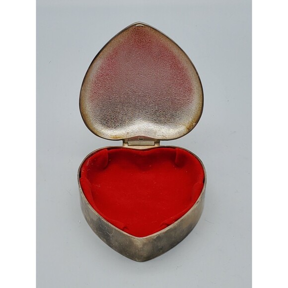 International Silver Co Plated Heart Shaped Jewelry Hinged Trinket Box with Bow - Picture 3 of 12